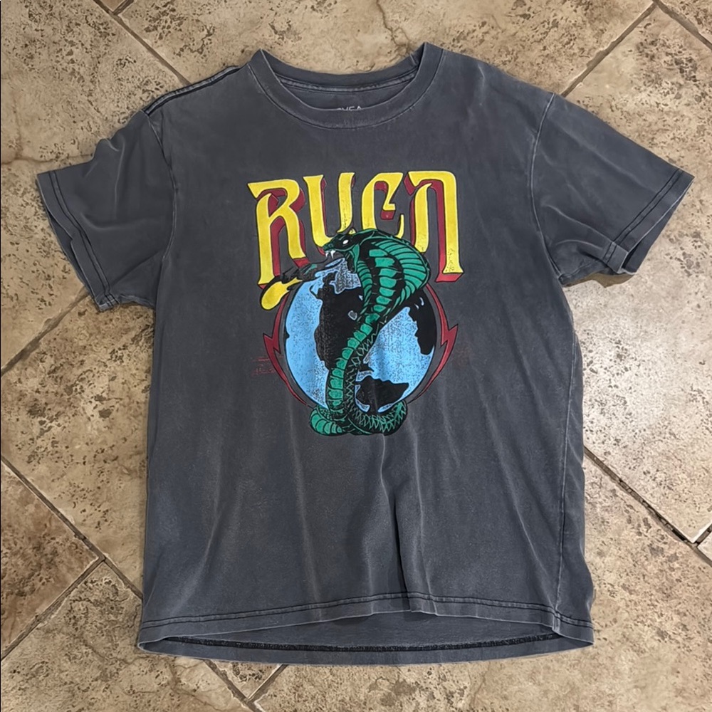 RVCA Tee